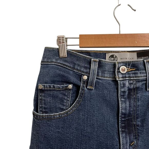 Levi's Silver Tab Mom Jeans Tapered Leg High Rise Size 27 - Picture 2 of 5